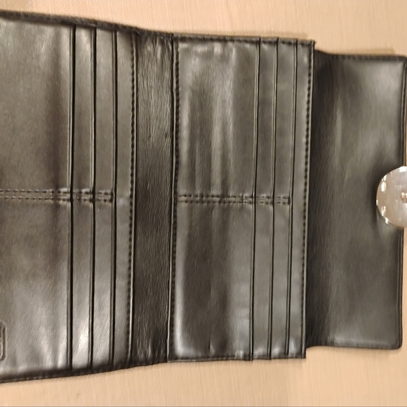 Diane Von Furstenberg & Coach Wallets. - Picture 10 of 12